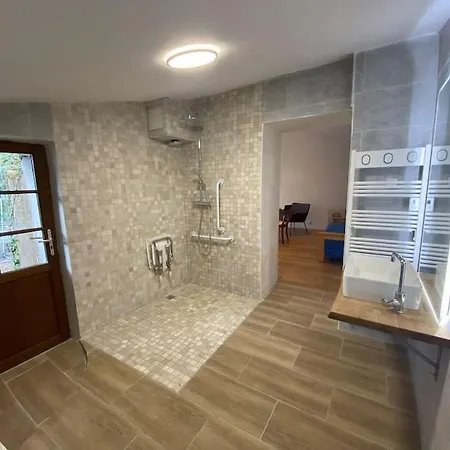 Logement Pmr Centre En Cours D'agrement بيت للعطل